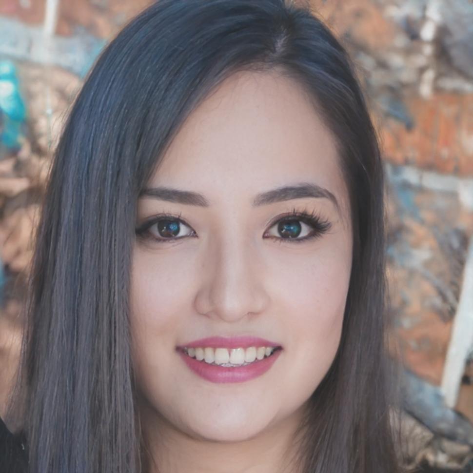 Portrait of Senna Valdez, Personal Finance Specialist